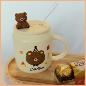 ماگ فانتزی خرسی مدل Cute Bear – درب سیلیکونی و نی شیشه‌ای | ماگ دخترانه فانتزی