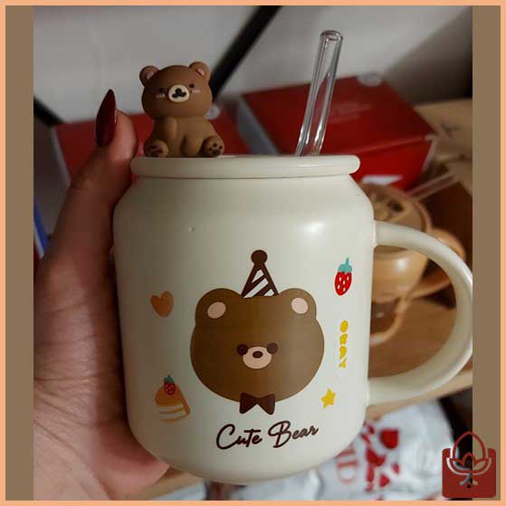ماگ فانتزی خرسی مدل Cute Bear – درب سیلیکونی و نی شیشهای | ماگ دخترانه فانتزی